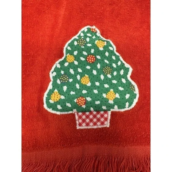 Vintage Christmas “Fine Fashion Towels” Hand Towels (2) Embroidered Bell Tree - Picture 3 of 5